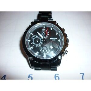 Fingeen Black Band Men's WristWatch Watch 1853 Quartz